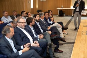OPTIMIZA 2025: El coloquio. Las trabas burocráticas y la falta de formación lastran al sector