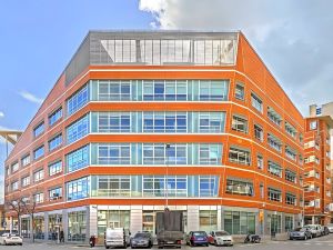 Forcadell asesora a Enti-UB