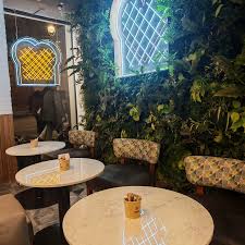 Tostado abre su tercer local em España