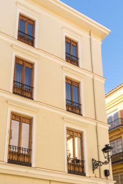 SharingCo un edificio de apartamentos en Málaga
